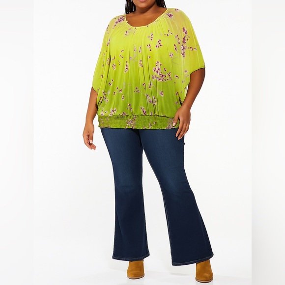 Apt. 9 Tops - APT. 9 Green Floral Blouse Size 1X‎ Mesh Ombré Bloomcore Smocked Hem Batwing